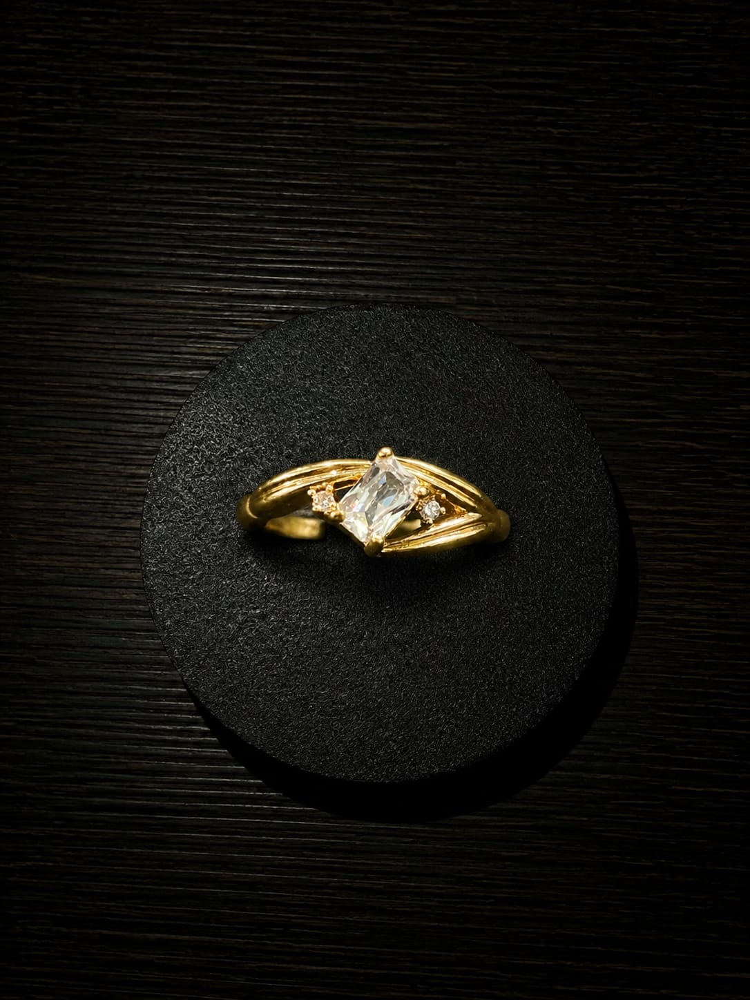 Gold Diamond Wave Ring