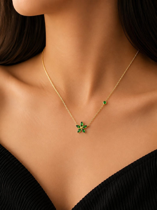Green Flower Pendant Necklace