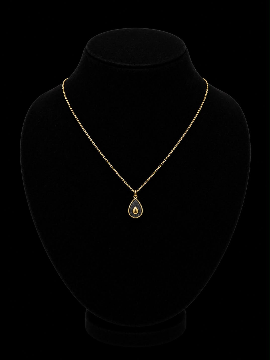 Teardrop Pendant Necklace (stainless steel)