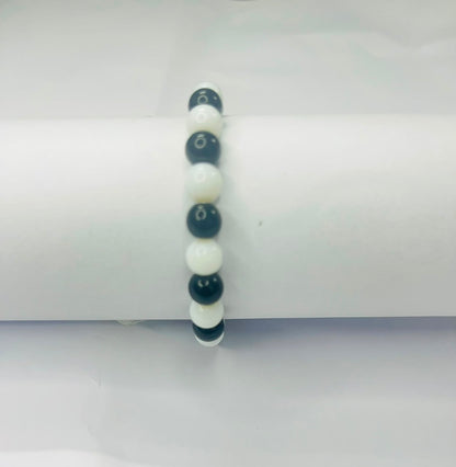 Classic Black and White Alternating Polished Bead Bracelet
