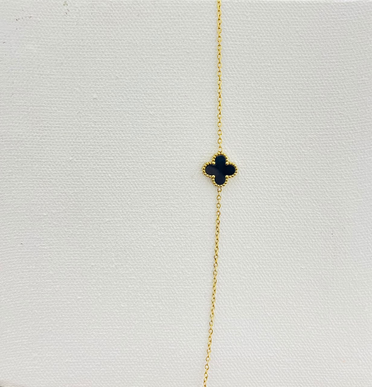 Leaf Clover Black Enamel Gold Chain Bracelet (stainless steel)
