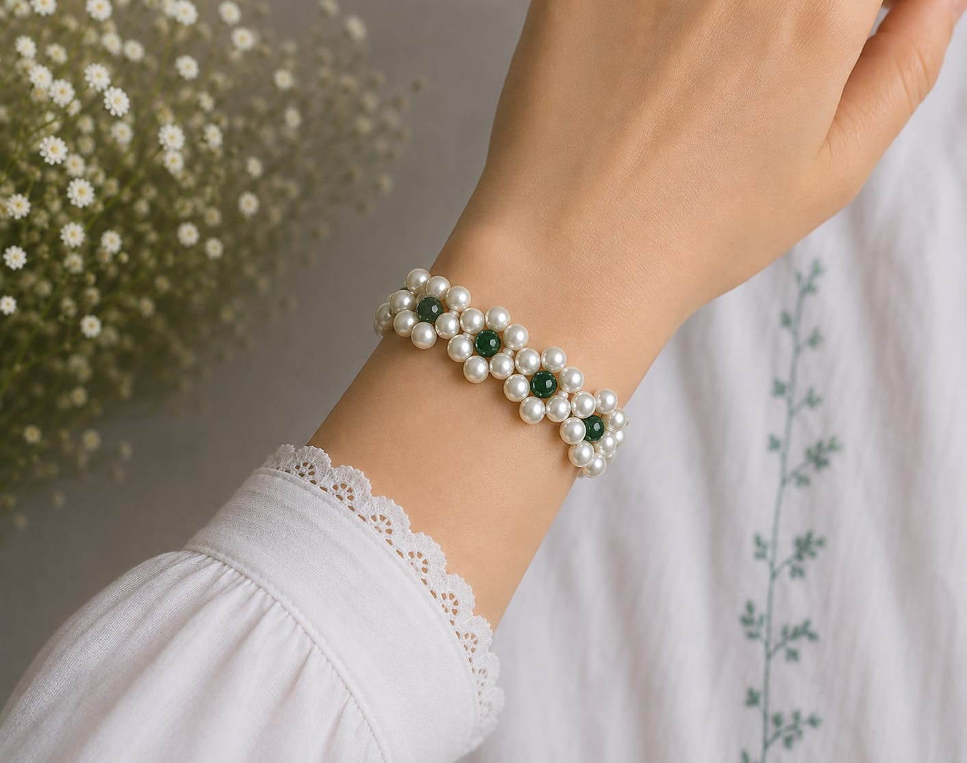 Elegant Flower Bracelet