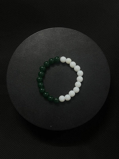Green & White Elegance