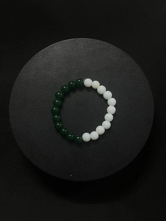 Green & White Elegance